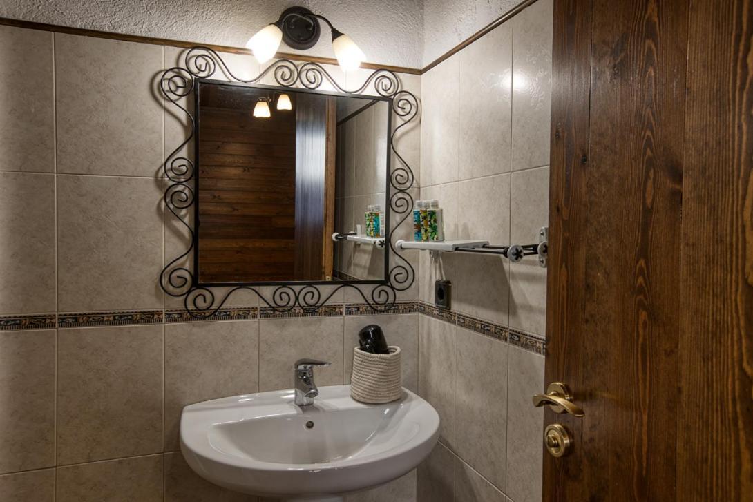 Pensjonat Nastura Casa Rural L'Art Rupit Zewnętrze zdjęcie
